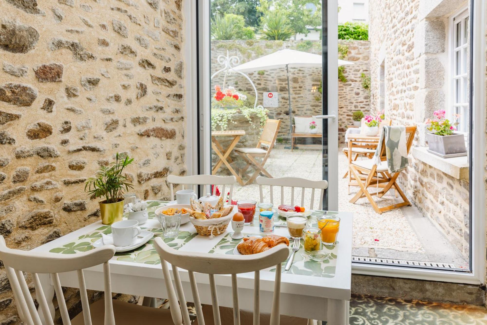 Demeures & Chateaux - Hotel De La Porte Saint-Malo Dinan Dış mekan fotoğraf
