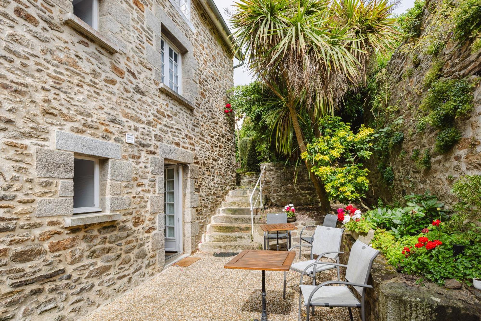 Demeures & Chateaux - Hotel De La Porte Saint-Malo Dinan Dış mekan fotoğraf